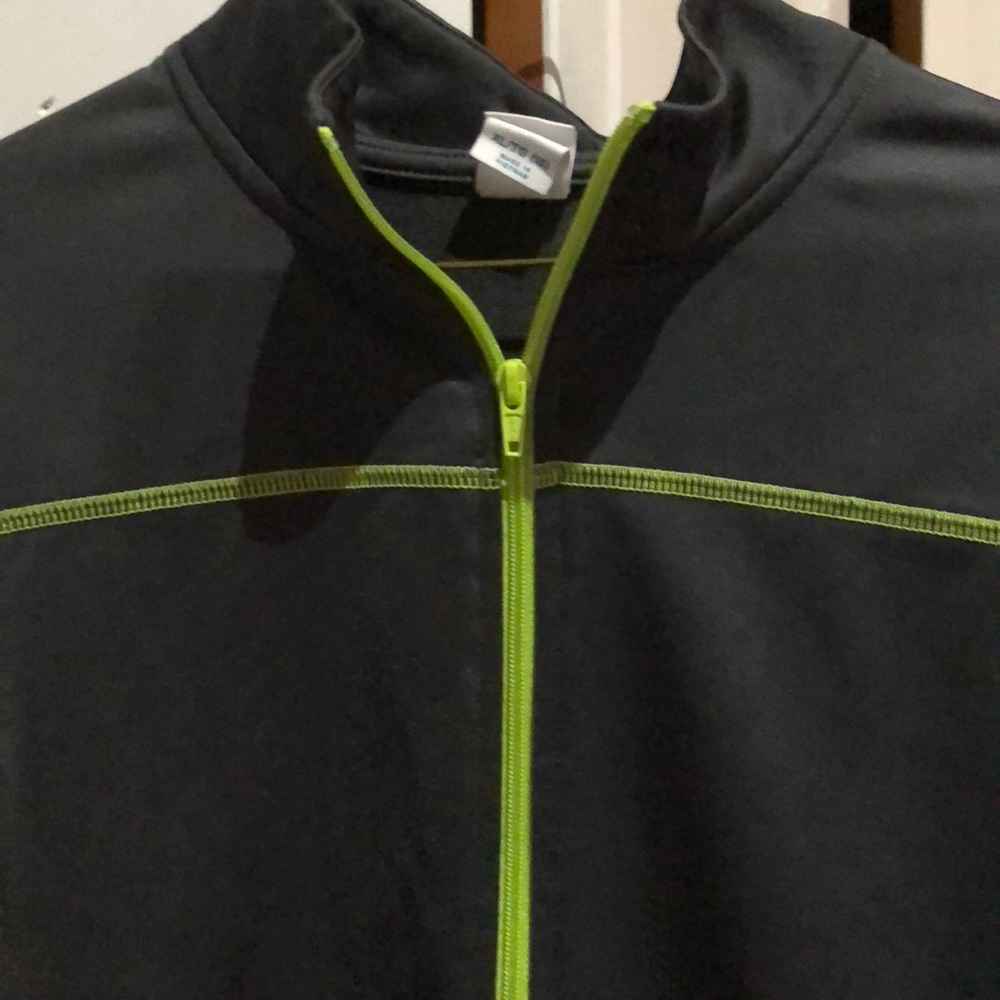 Green jacket - Picture 4 of 5